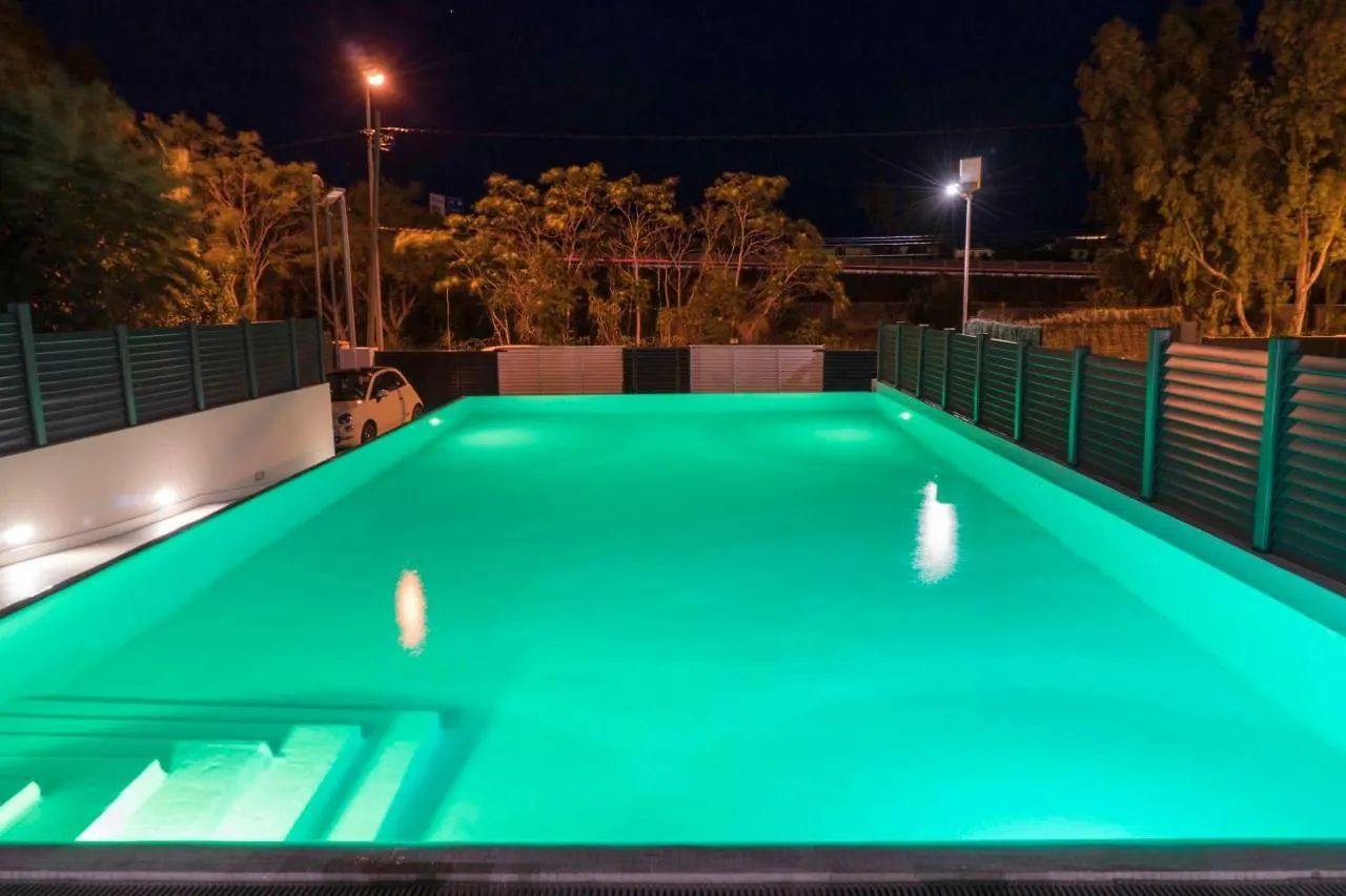 Luxurious Villa Marly I To Two Minutes The Beach Spain