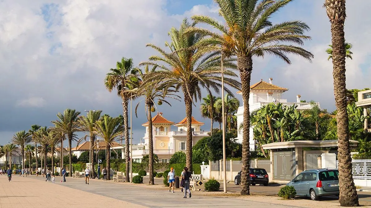 Luxurious Villa Marly I To Two Minutes The Beach  Castelldefels