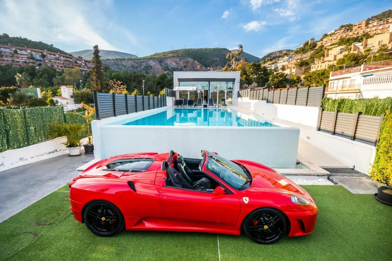 Luxurious Villa Marly I To Two Minutes The Beach Castelldefels