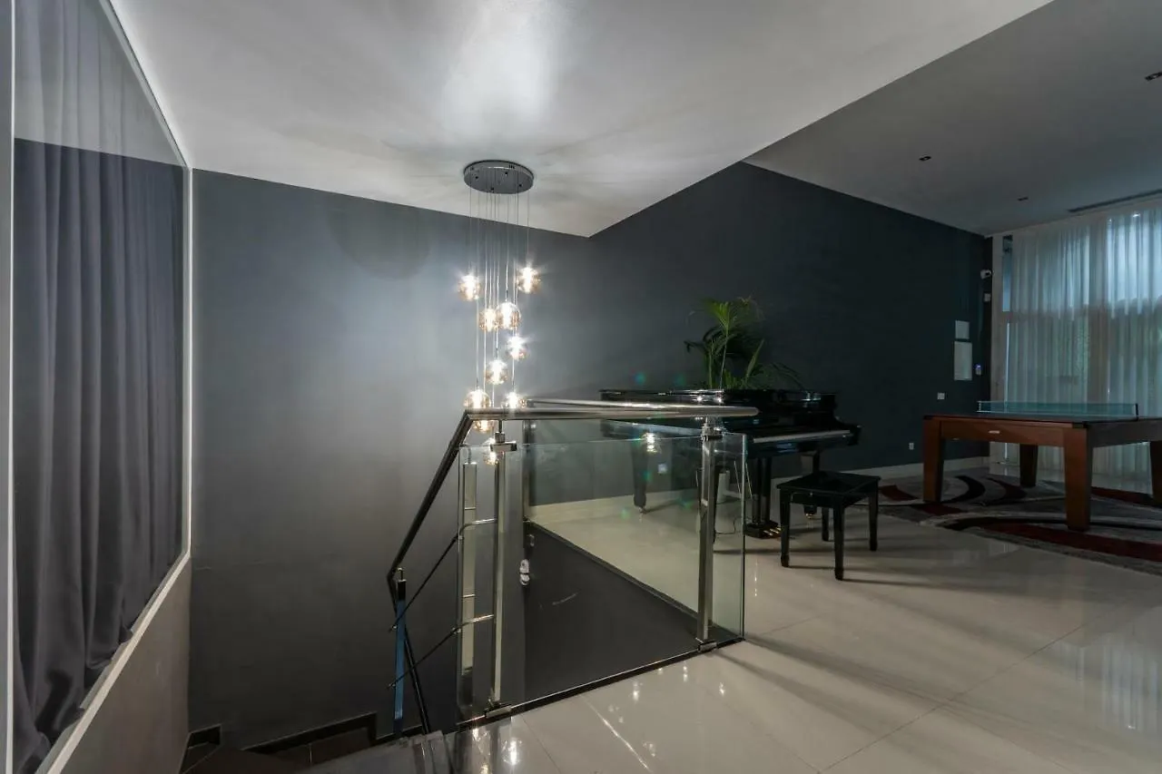 Luxurious Villa Marly I To Two Minutes The Beach Castelldefels 0*,